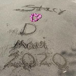 Meet your Posher, Stacy